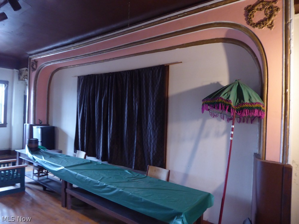 St Clair Superior - Commercial Sale