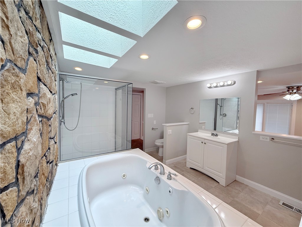 17549 Merry Oaks Trail, Chagrin Falls, Ohio image 27