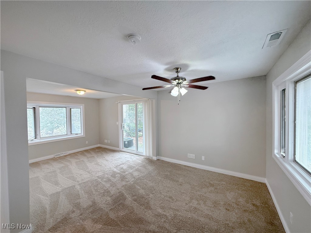 17549 Merry Oaks Trail, Chagrin Falls, Ohio image 12