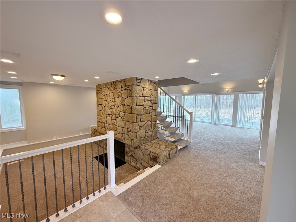 17549 Merry Oaks Trail, Chagrin Falls, Ohio image 6