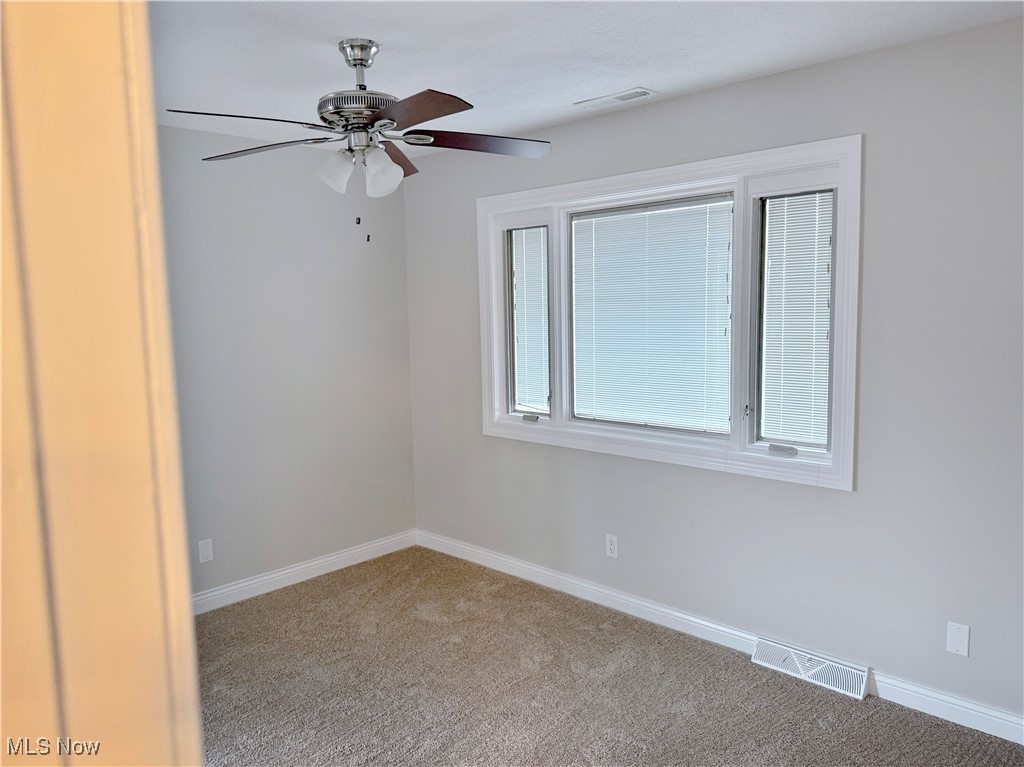 17549 Merry Oaks Trail, Chagrin Falls, Ohio image 13