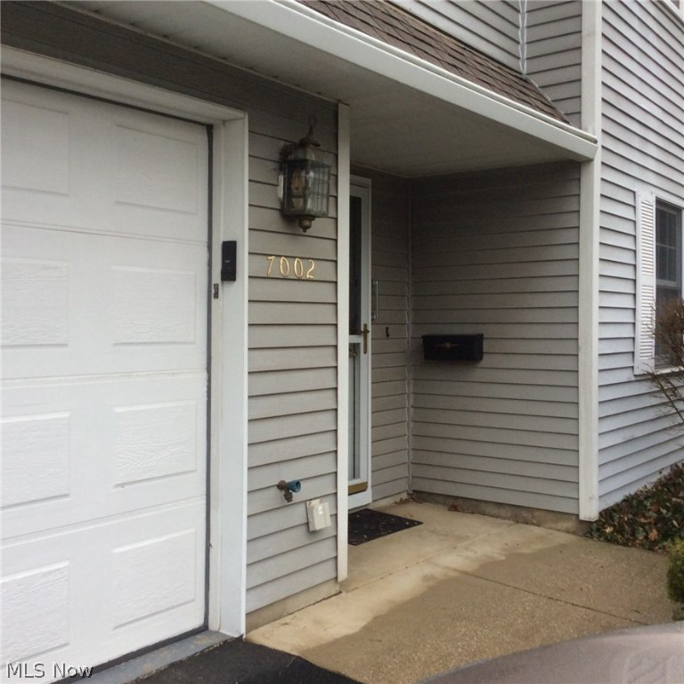 Winding Crk Condos - Residential