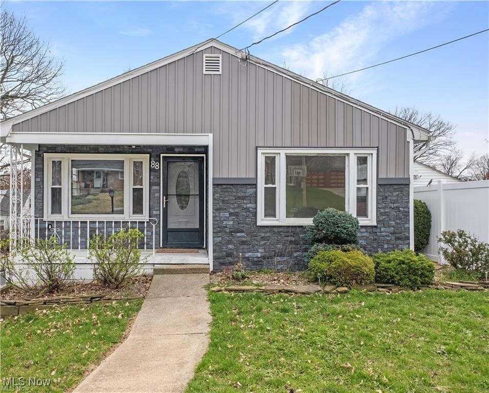 88 E Dresden Avenue, Akron, Ohio image 1