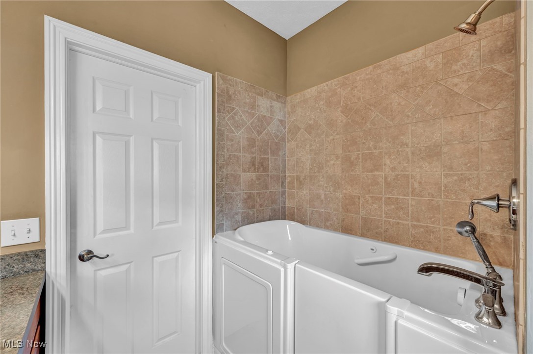 Willobee On The Lake - Residential