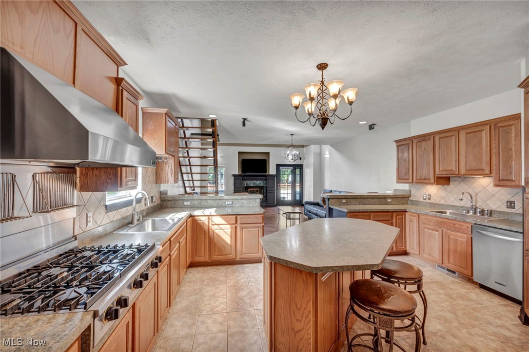 Willobee On The Lake - Residential