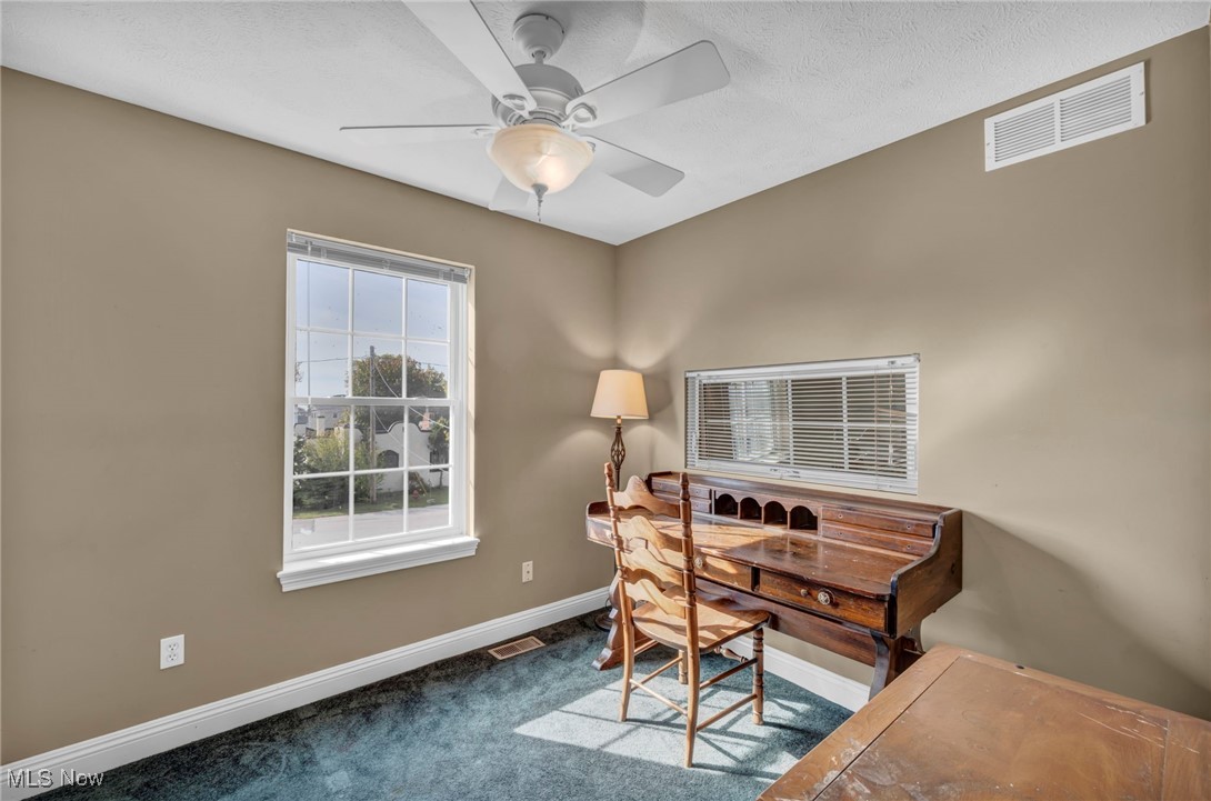 Willobee On The Lake - Residential