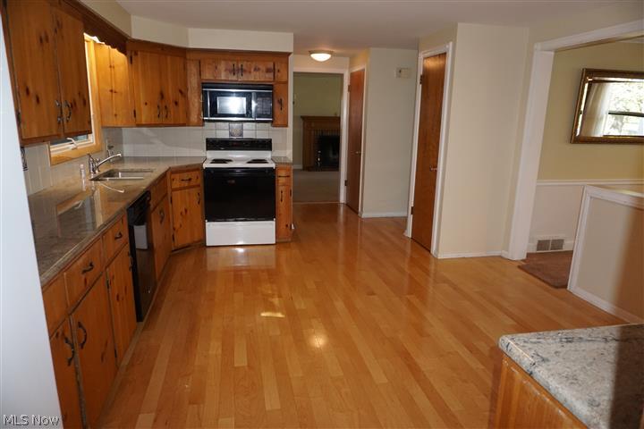 Steiner Heights 3 - Residential