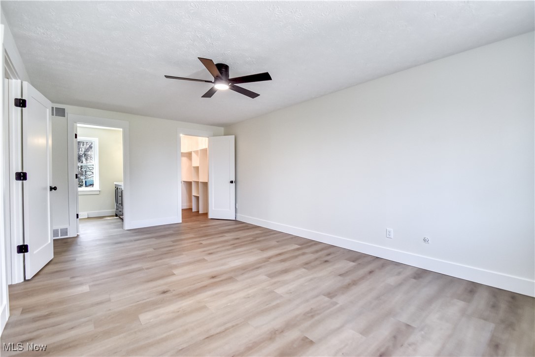 18029 Millstone Drive, Chagrin Falls, Ohio image 18