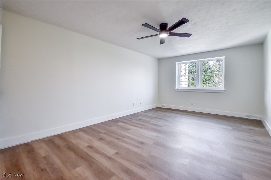 18029 Millstone Drive, Chagrin Falls, Ohio image 21