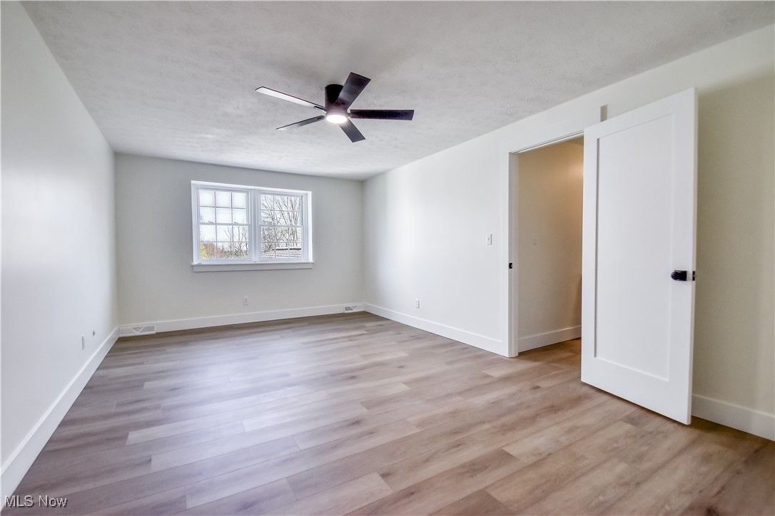 18029 Millstone Drive, Chagrin Falls, Ohio image 20