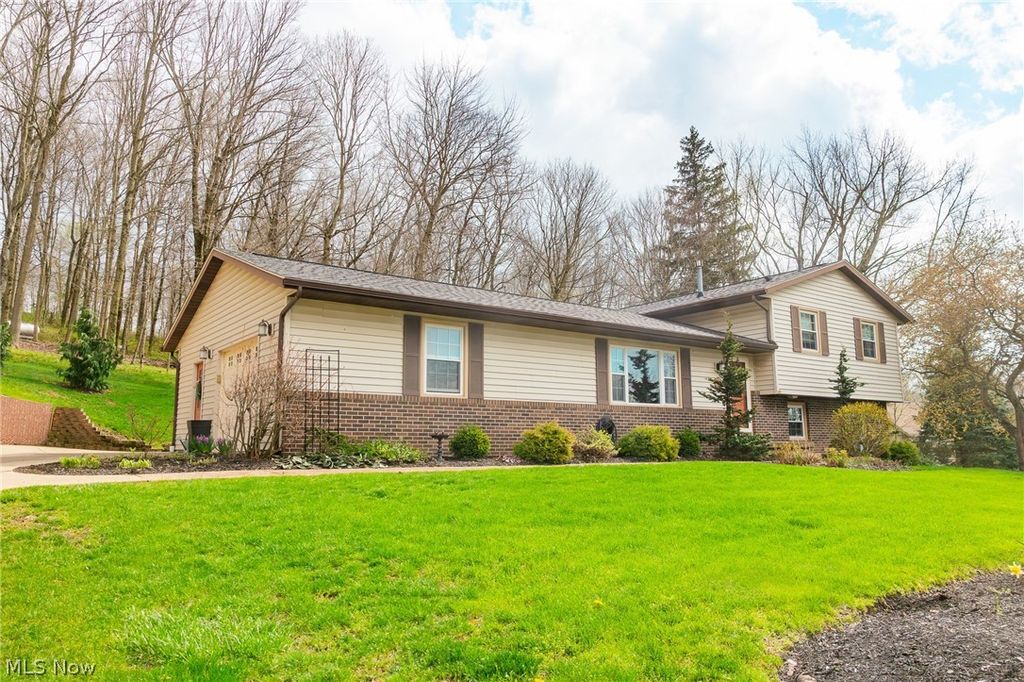 Photo of 241 Monroe Street, Fredericksburg, OH 44627 (MLS # 5199503)