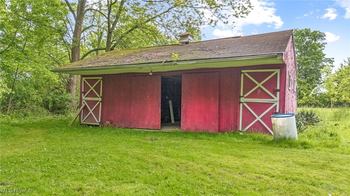 1761 Smith Kramer Street, Hartville, Ohio image 23