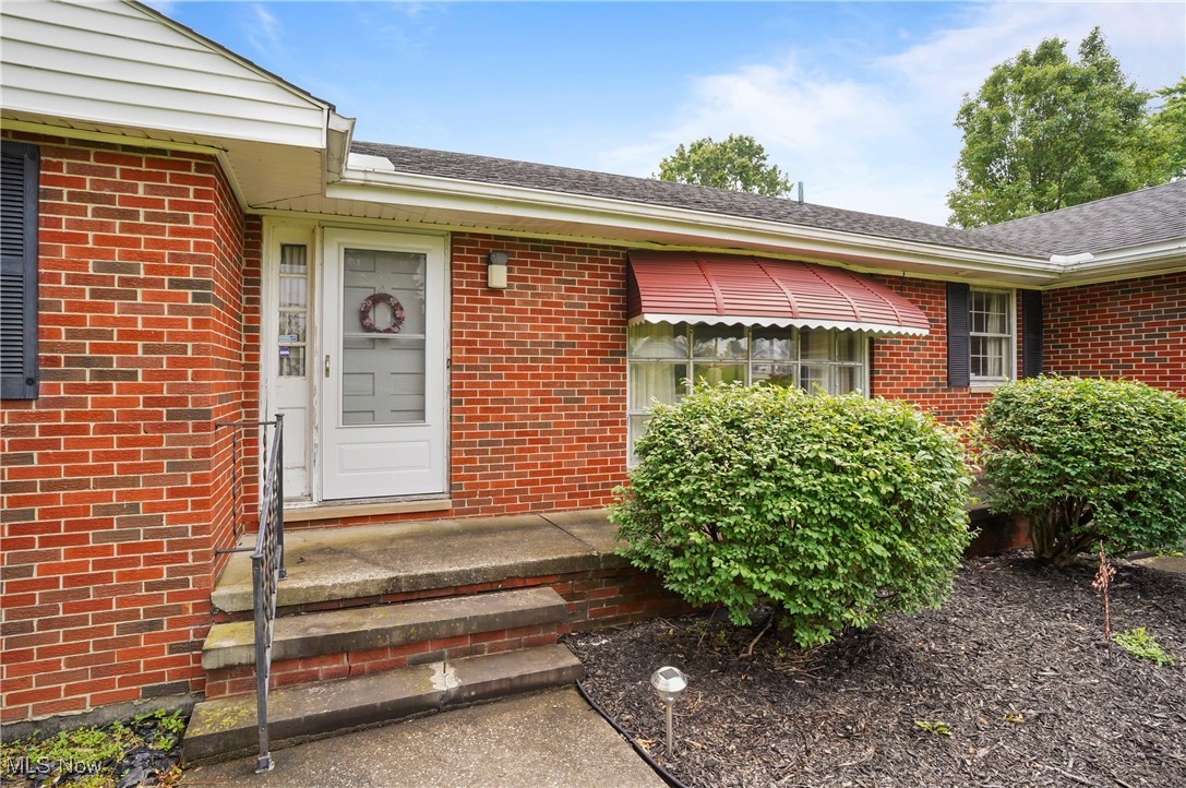 136 N Chillicothe Road