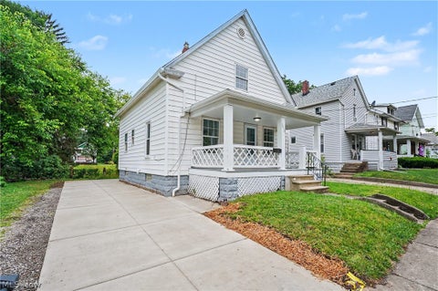 Tiny photo for 1010 Sawyer Avenue, Akron, OH 44310 (MLS # 5214191)