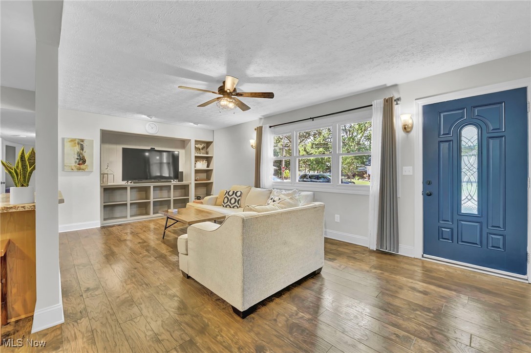 585 Woodmere Drive