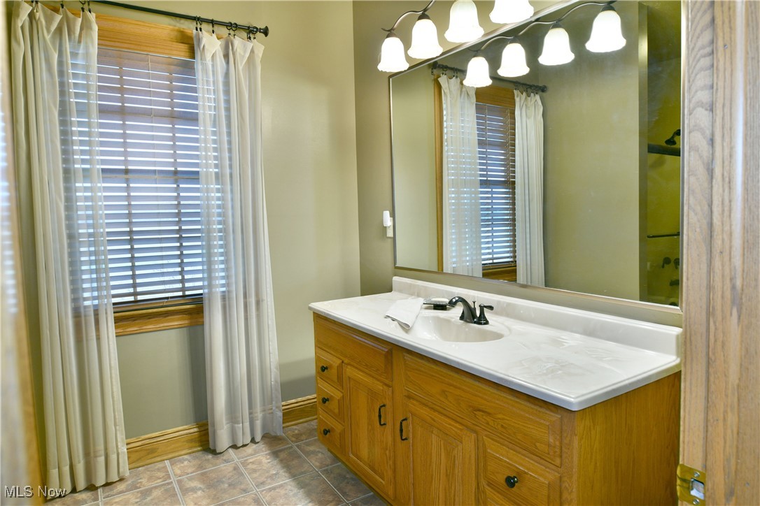 3230 Greenville Road, Cortland, Ohio image 25
