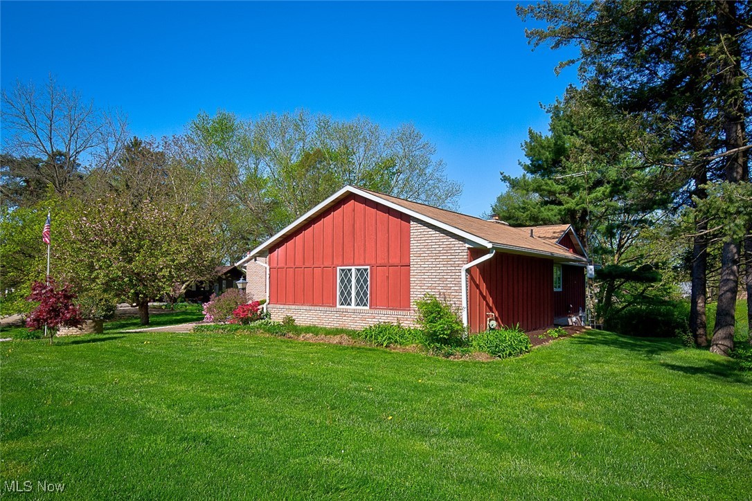 5375 Hillview Circle, Canton, Ohio image 39