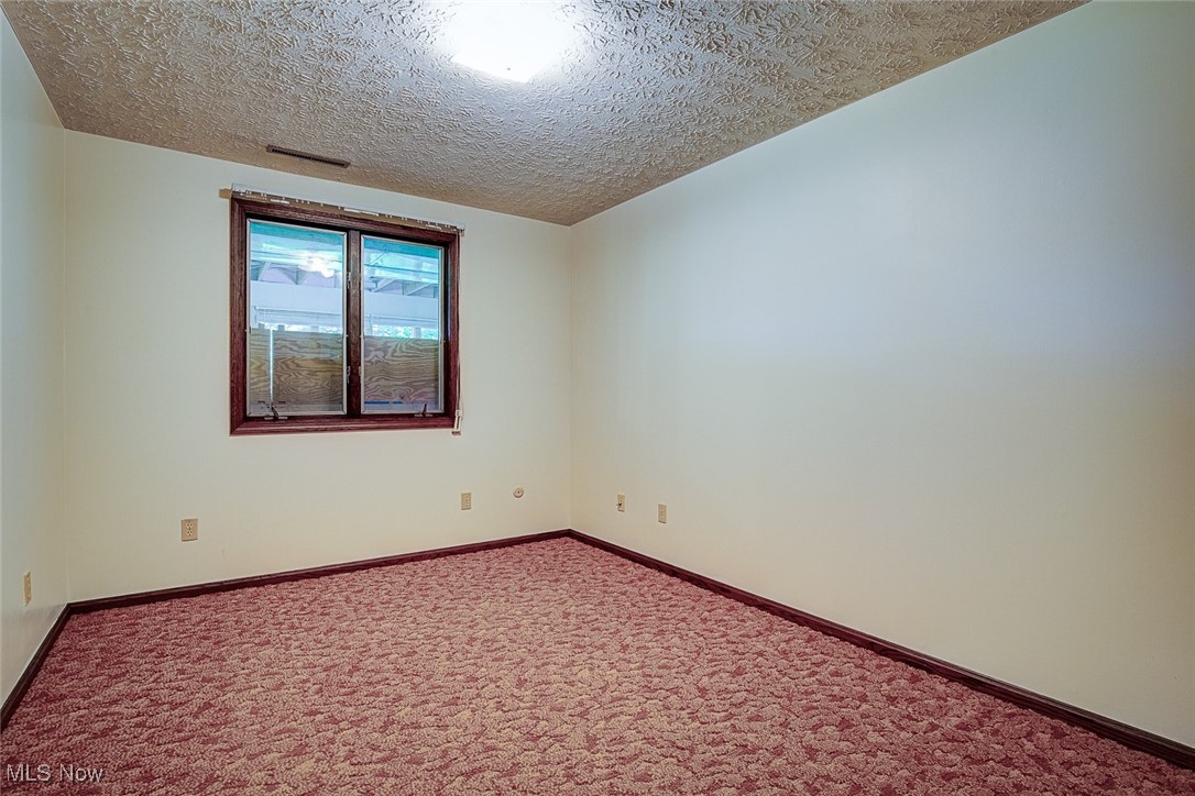 5375 Hillview Circle, Canton, Ohio image 30
