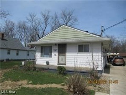 1811 E 298th Street, Willowick, OH 44092 - #: 5167947