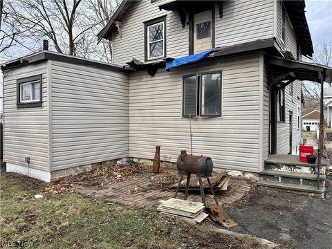 Tiny photo for 22 Brighton Drive, Akron, OH 44301 (MLS # 5187635)