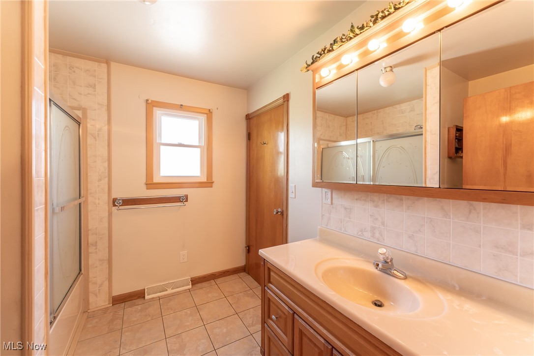 9557 Hoose Road, Mentor, Ohio image 10