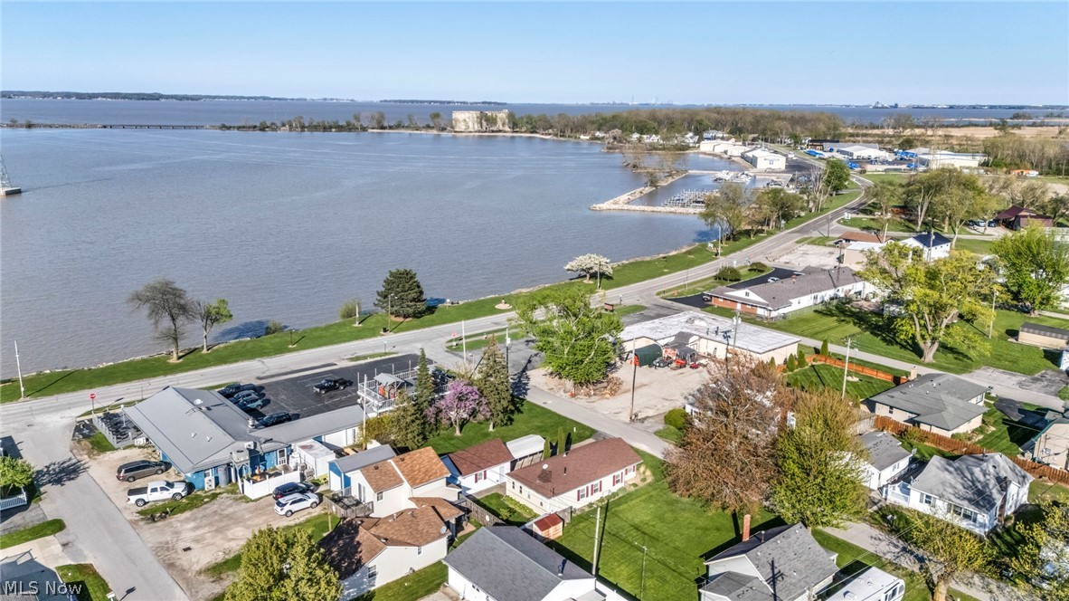 Bay View Villa - Residential