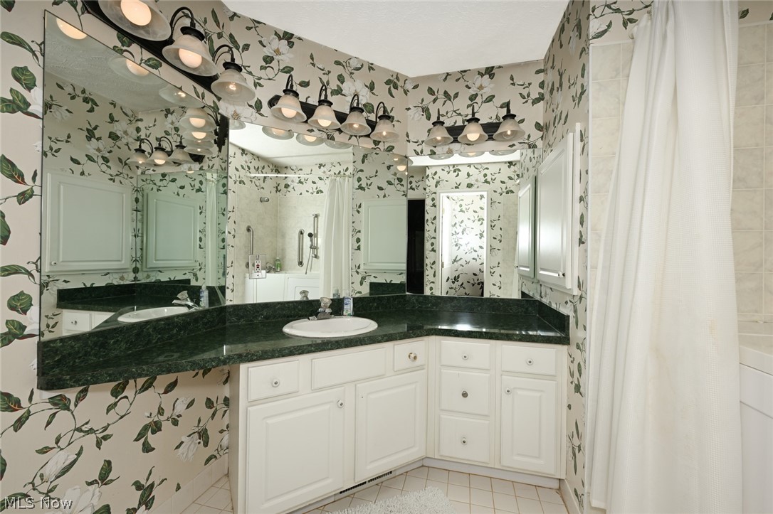 Homes/Emerald Rdg Condo Ph 01 - Residential