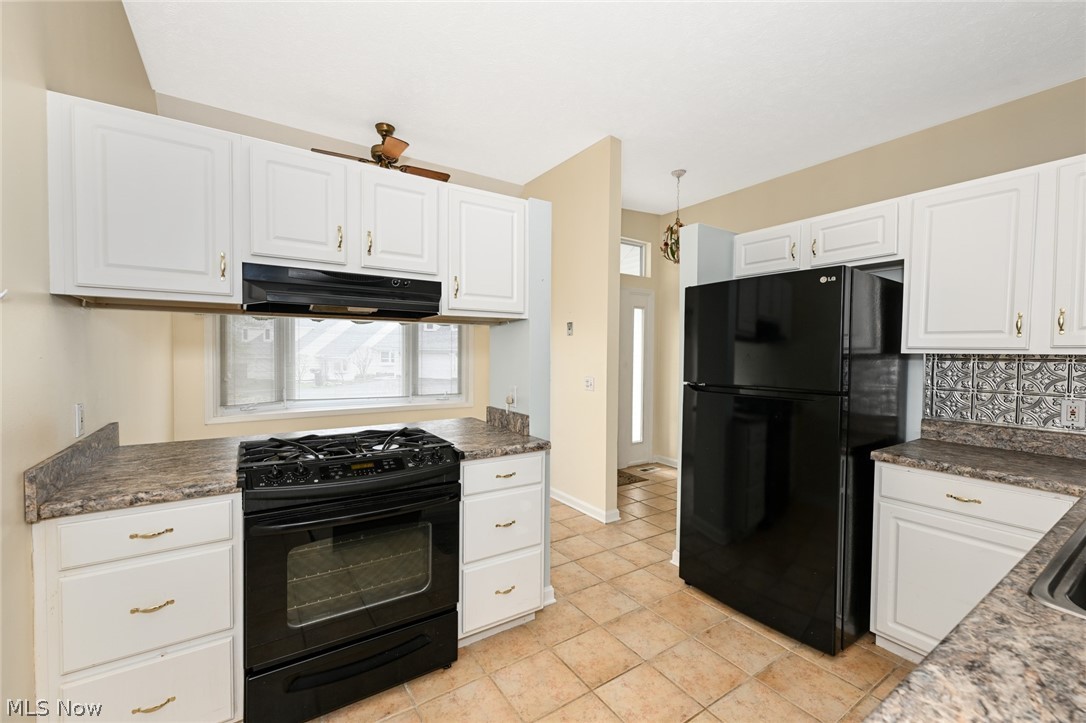 Homes/Emerald Rdg Condo Ph 01 - Residential