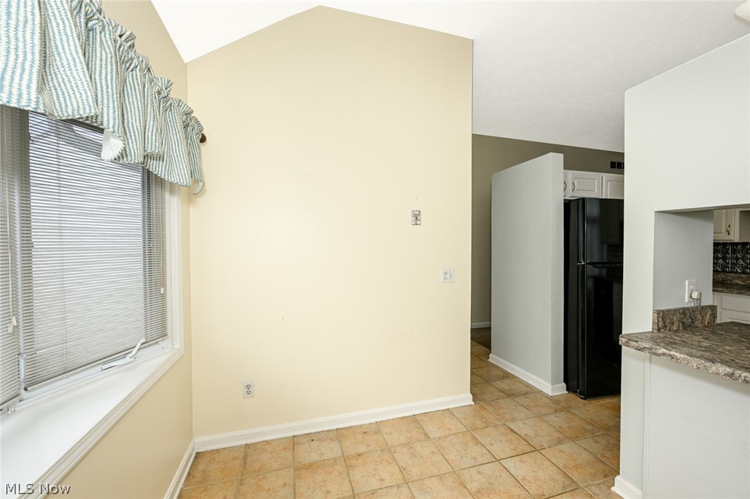 Homes/Emerald Rdg Condo Ph 01 - Residential