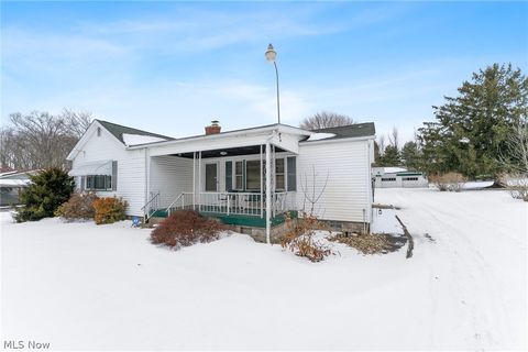 Tiny photo for 5160 Oak Street, Lowellville, OH 44436 (MLS # 5187027)