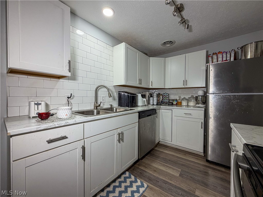 Rosedale Gardens - Residential