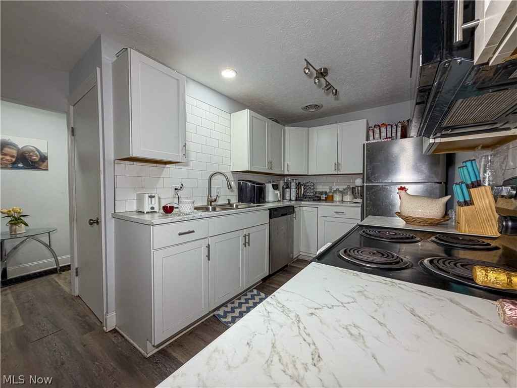 Rosedale Gardens - Residential