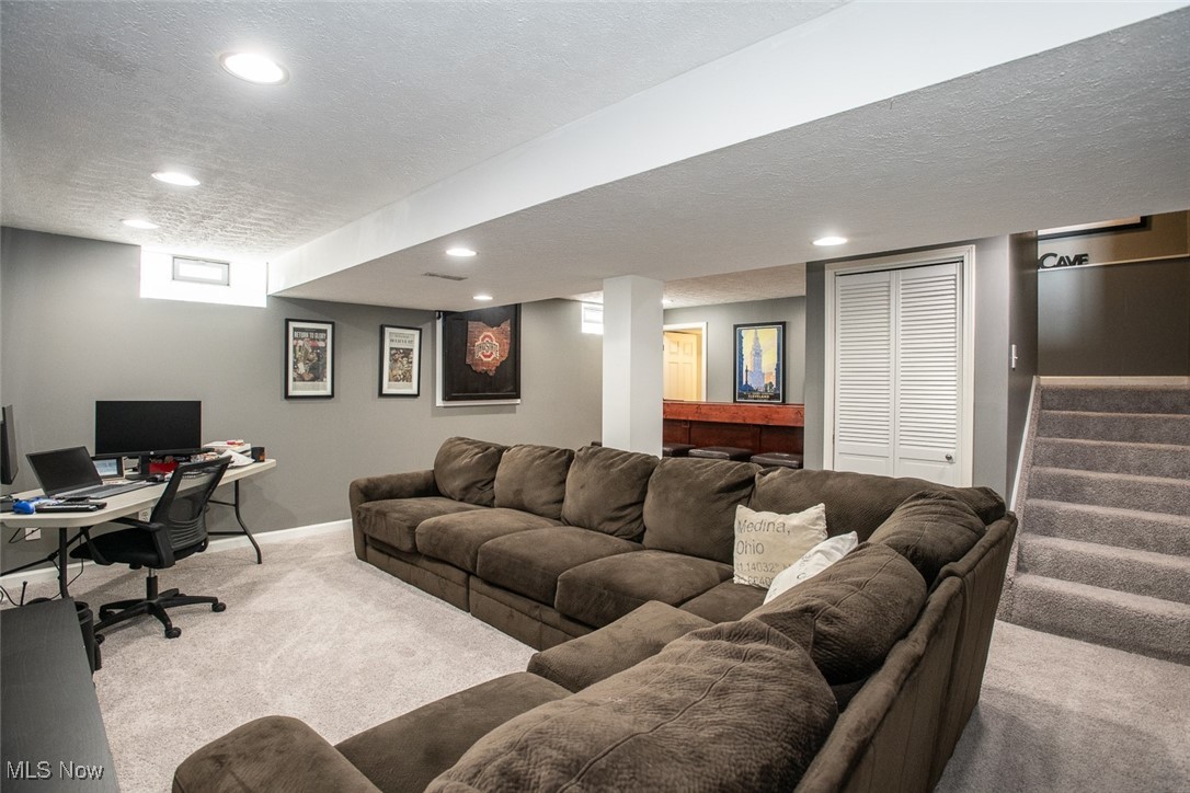 935 Yorktown Drive, Medina, Ohio image 33