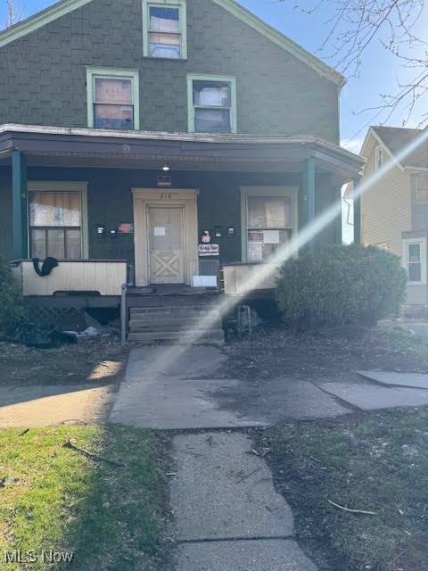 SIX UNITS! Owner made his money for 10 Yrs....Moving on now.... Giving you a chance. Three units vacant and available for showings for the moment. 2025 Gross Annual Income $32,860. 2025 Expenses are: Canton City utilities $2,980.05. AEP $4219.20 (2 units violated lease and ran two A/C's when only 1 A/C was allowed..they are gone). Estimated AEP should have been about $1,000 cheaper - was not included in true AEP price, Dominion East Ohio/Embridge Gas $8,880.91, Canton City Code Taxation $660. Total Basic Expenses $16,080.16 with Basic Net of $16,119.84. City Code list is available.