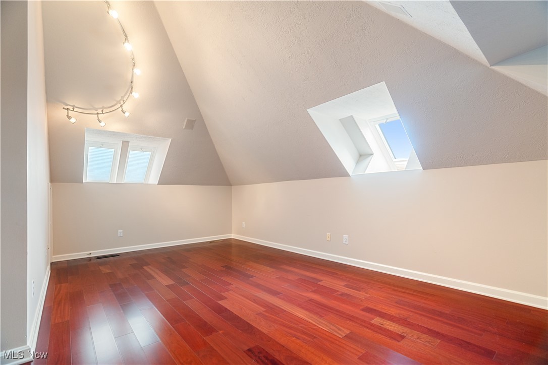 Glenmoor Estates - Residential