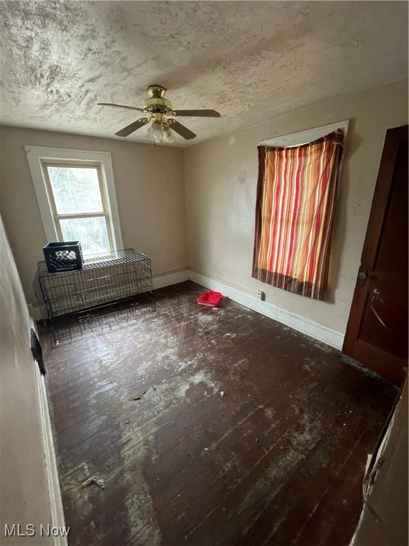V D Emmons Trustee 04 Arlingt - Residential