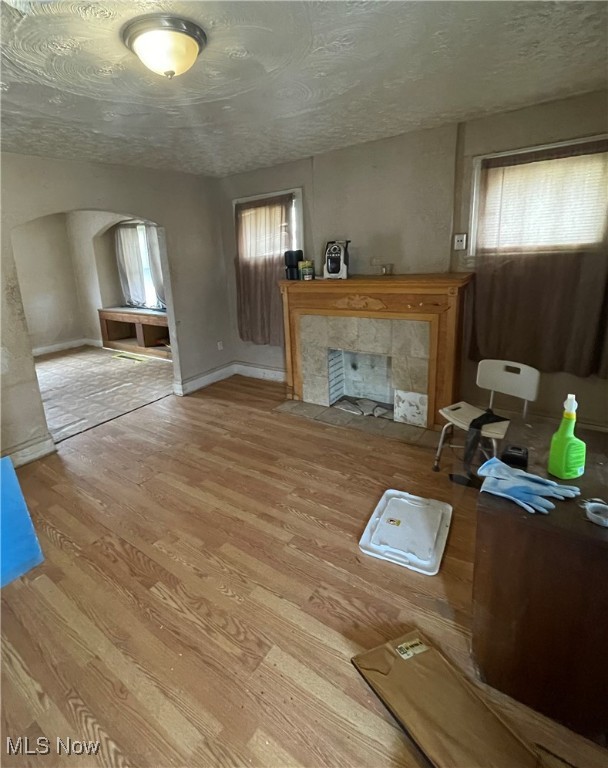 V D Emmons Trustee 04 Arlingt - Residential