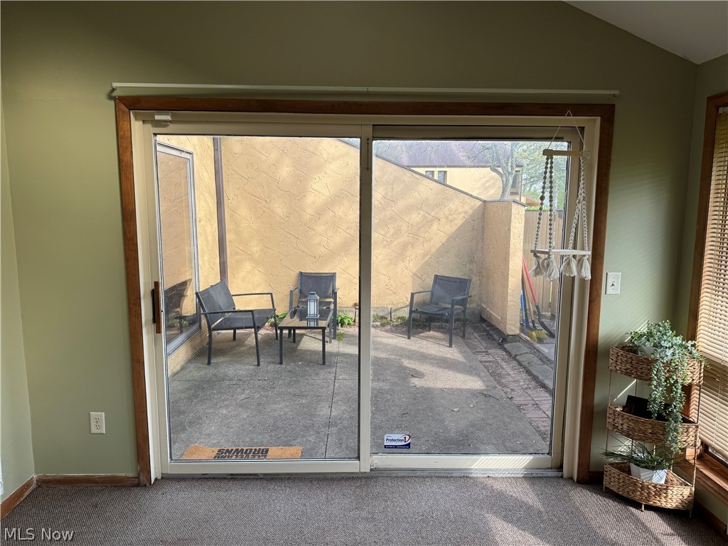 Windchimes On Summit - Residential