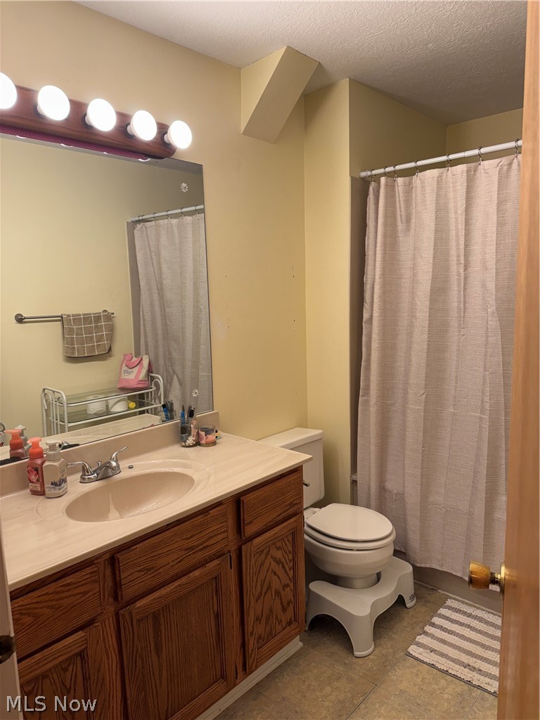 Windchimes On Summit - Residential