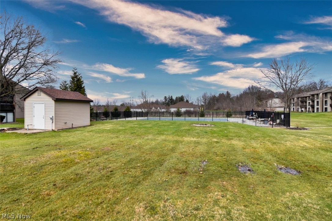 Oak Knolls Condo - Residential