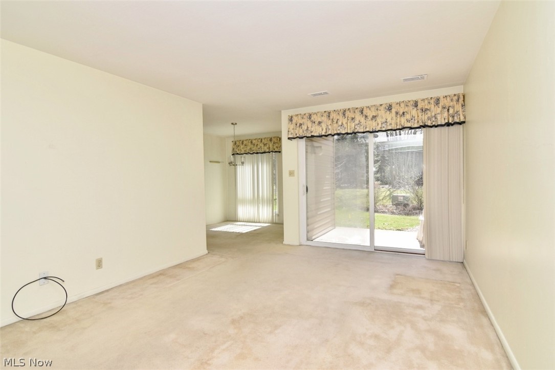 Oak Knolls Condo - Residential