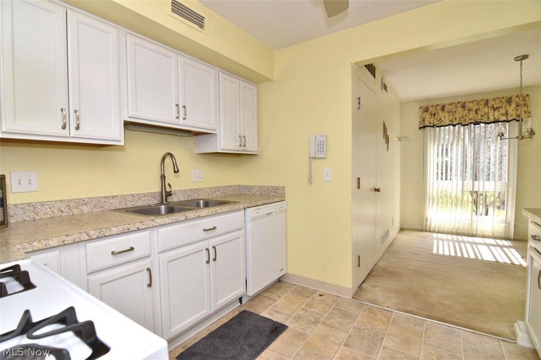 Oak Knolls Condo - Residential