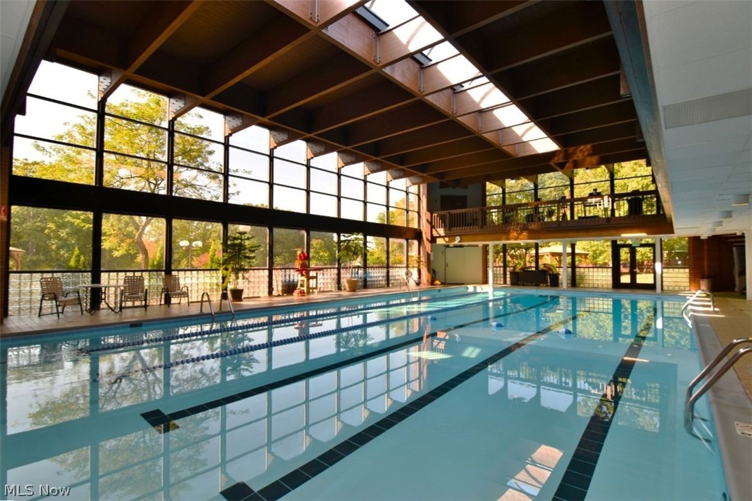 Oak Knolls Condo - Residential