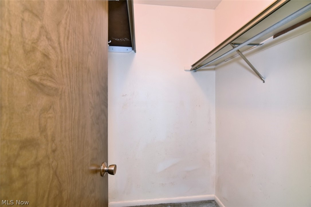 Oak Knolls Condo - Residential