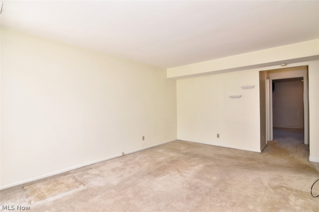 Oak Knolls Condo - Residential