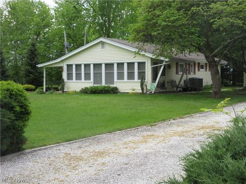 Homes For Sale - 5991 Lake Shore Drive<br/> Ashtabula County, Andover, OH 44003