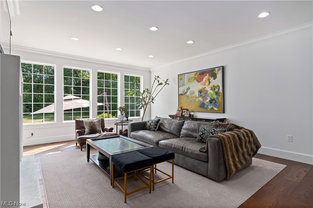 Sharon Hllls Estate - Residential