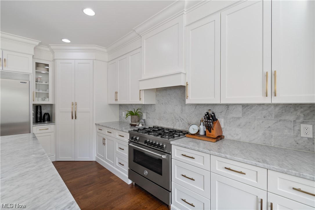 Sharon Hllls Estate - Residential