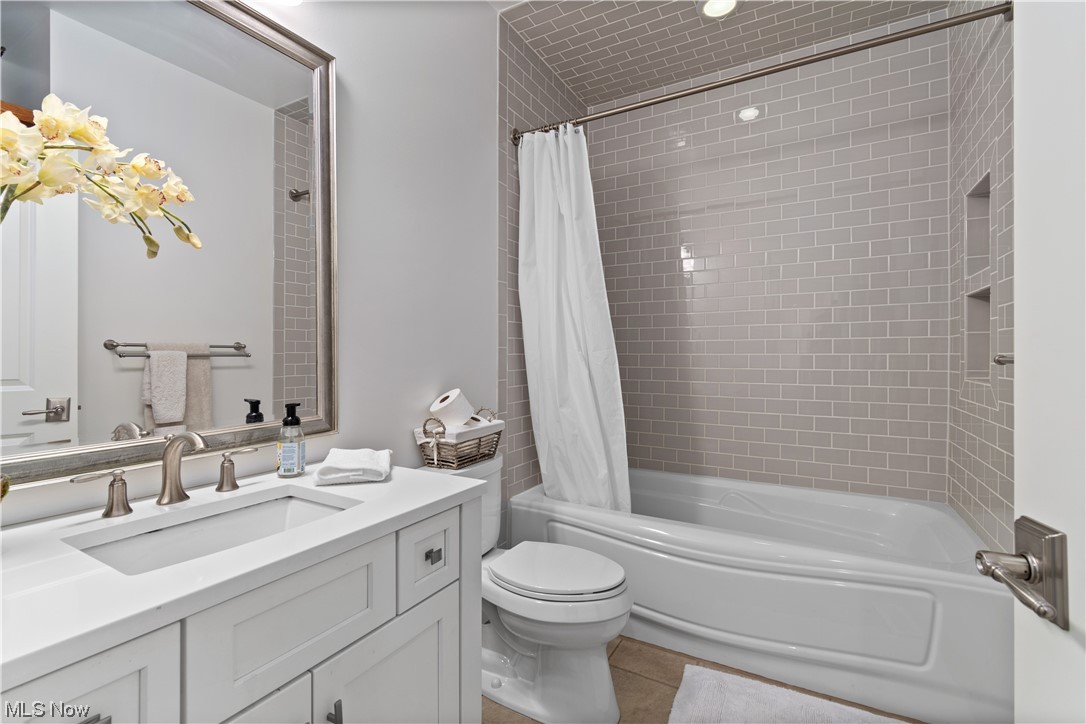 Sharon Hllls Estate - Residential