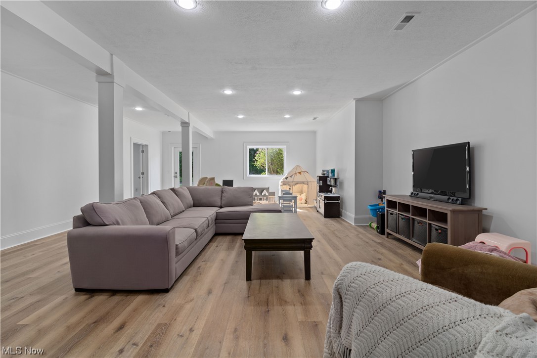 Sharon Hllls Estate - Residential